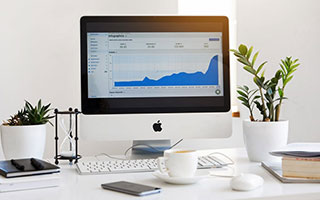 曼联队长发威，率领球队取得胜利